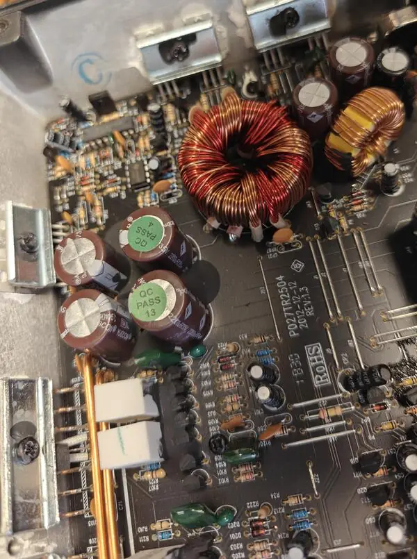 Rockford Fosgate R250X4 - Renoverad PSU